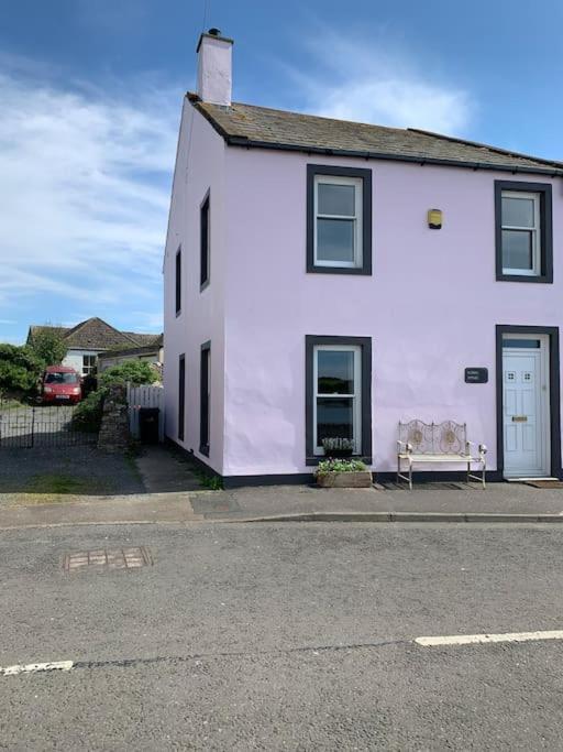 Cladach Cottage - Seafront Isle of Whithorn エクステリア 写真